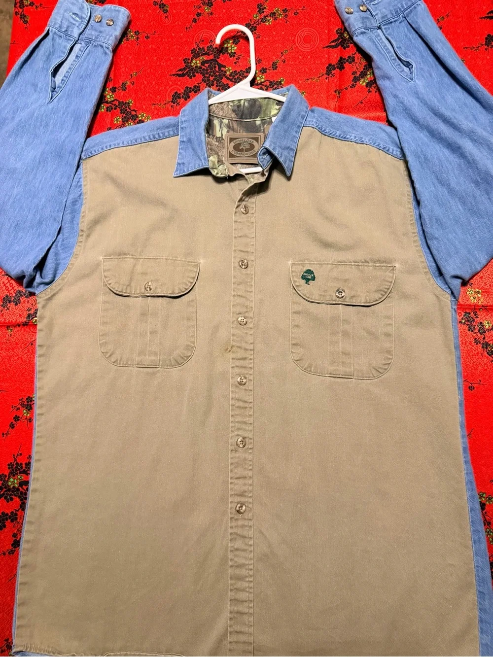 Rare Mossy Oak Companions Two-Tone Khaki&Light Blue Denim Shirt (SmallBurnMark)